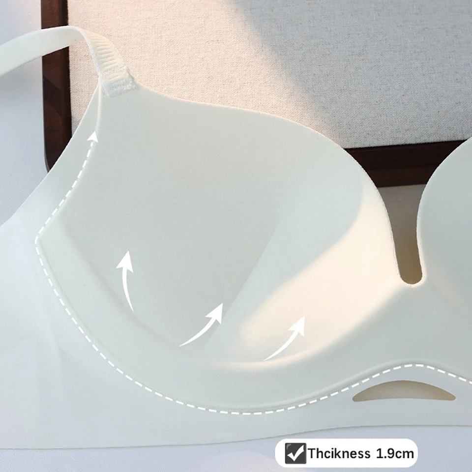 Бесшовный беспроводной бюстгальтер с подкладкой пуш-ап удобное невидимое нижнее