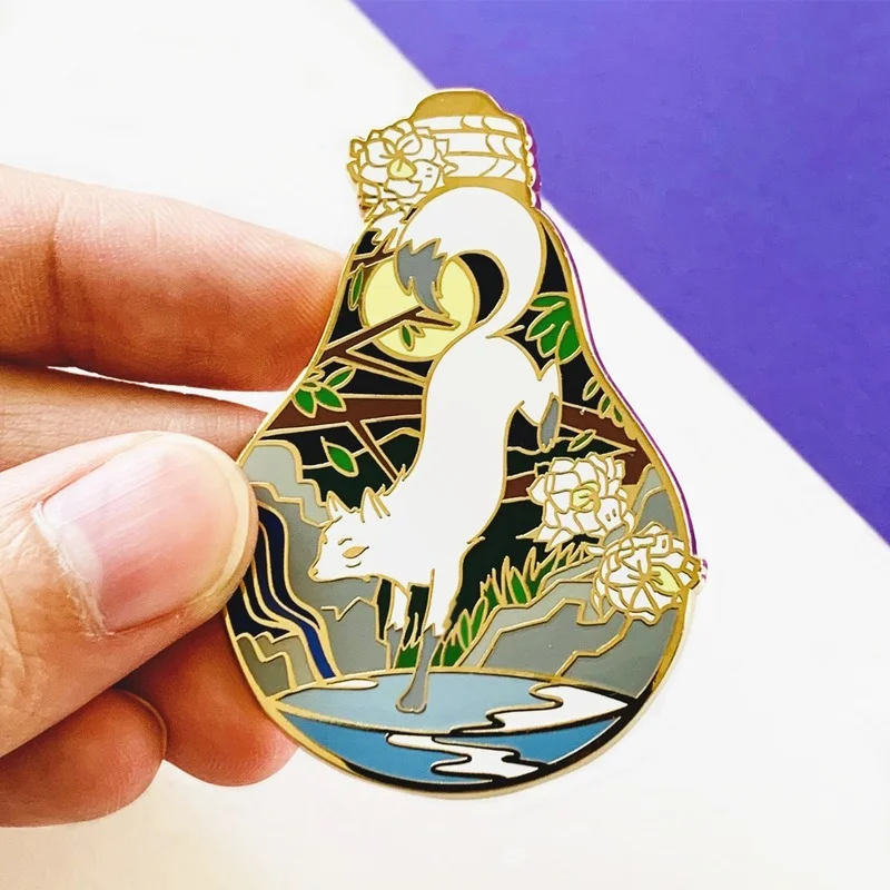 

Cartoon Retro Elegant Yamanoma Fox Hard Enamel Pin Flowers White/ Red Fox Cute Animal Brooch Accessories Badge Jewelry Gift