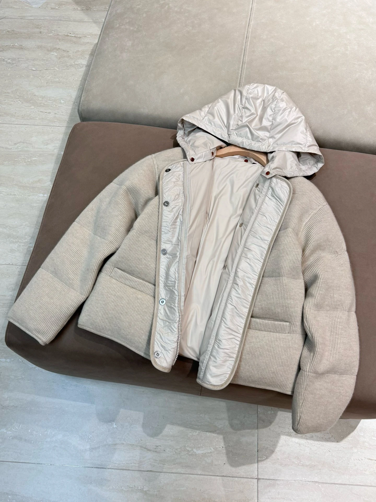 Осень-зима B * C женская кашемировая вязаная куртка на гусином пуху с капюшоном