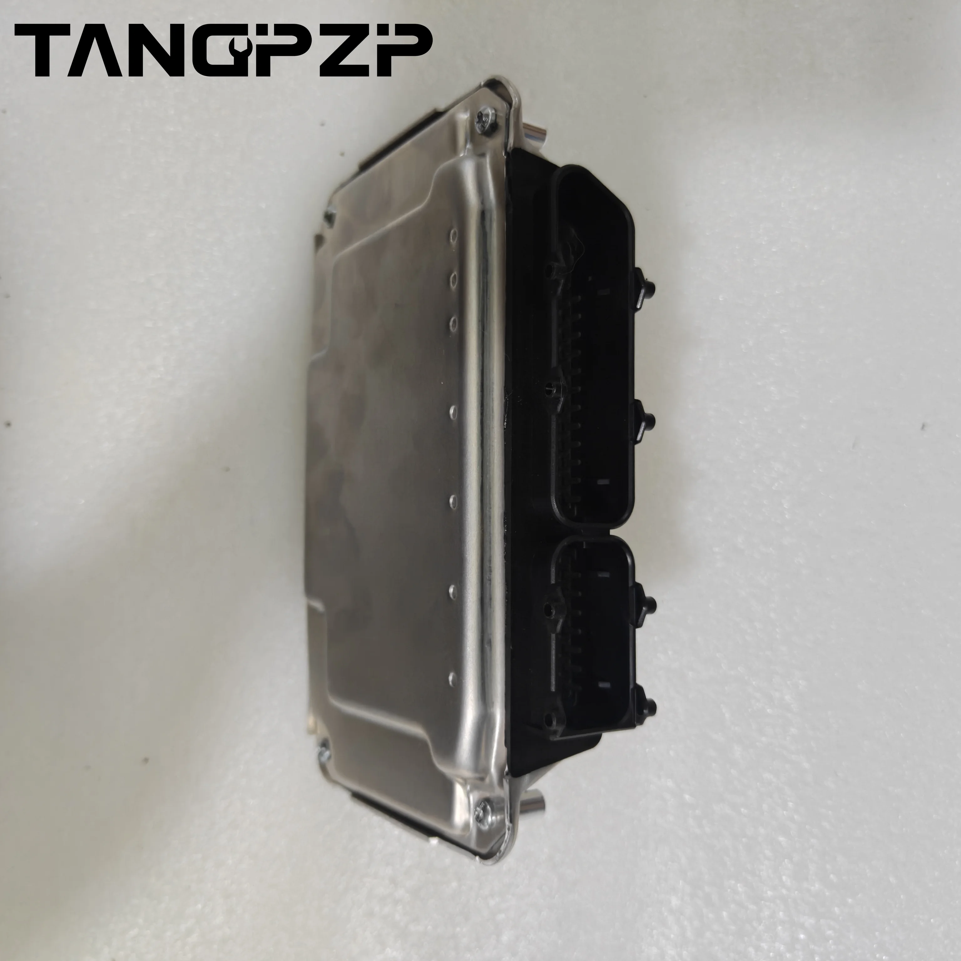 Фото Блок управления двигателем ME7.5.20 ECU для VW Bora 2.0, VW Jetta (06A906057Q, 0261S05788, 06A906057P, 06A906057A, 0261201637, 0261S05787) №4