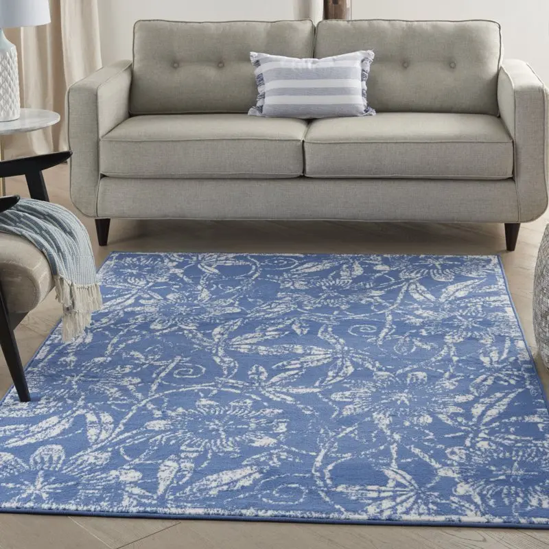 

Botanical Bohemian Blue 5' x 7' Area Rug, (5' x 7')