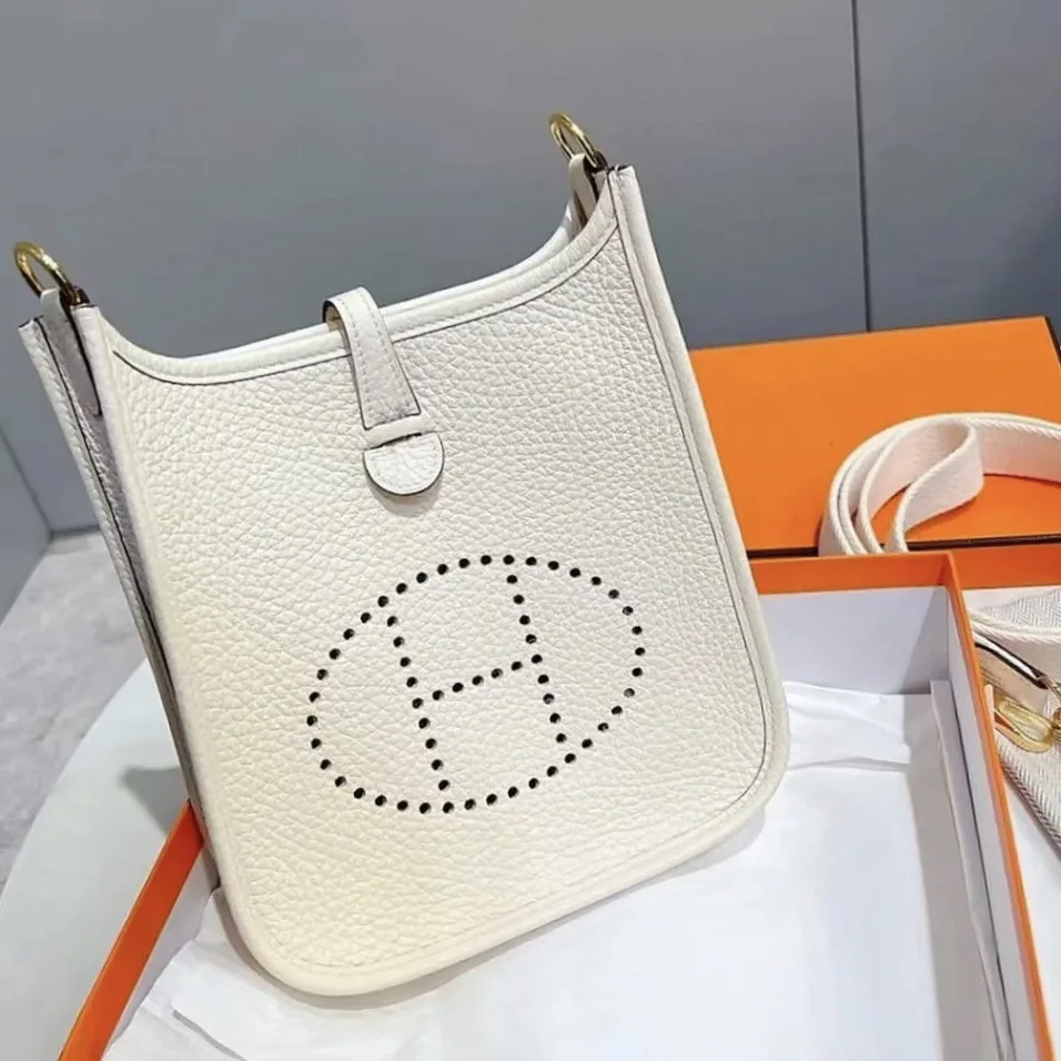 

Hollow Out H-Letter Mini Fashion Personalized One Shoulder Simple Bag