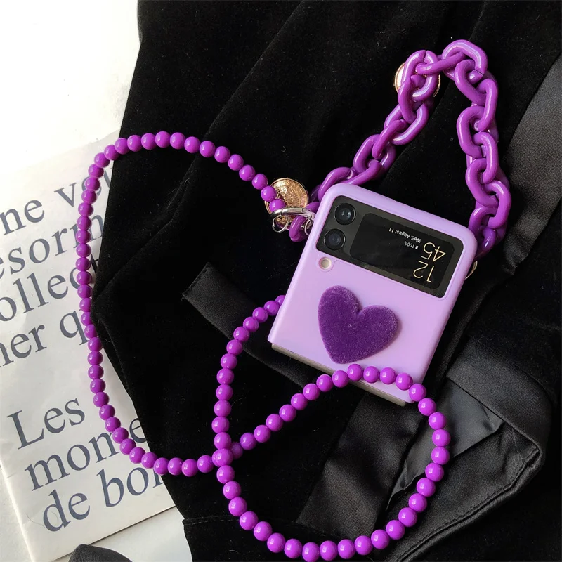 

Модный Фиолетовый чехол-Кроссбоди с цепочкой и браслетом для телефона Samsung Galaxy Z, флип-чехол с 3 искусственными объемными сердечками, твердый...
