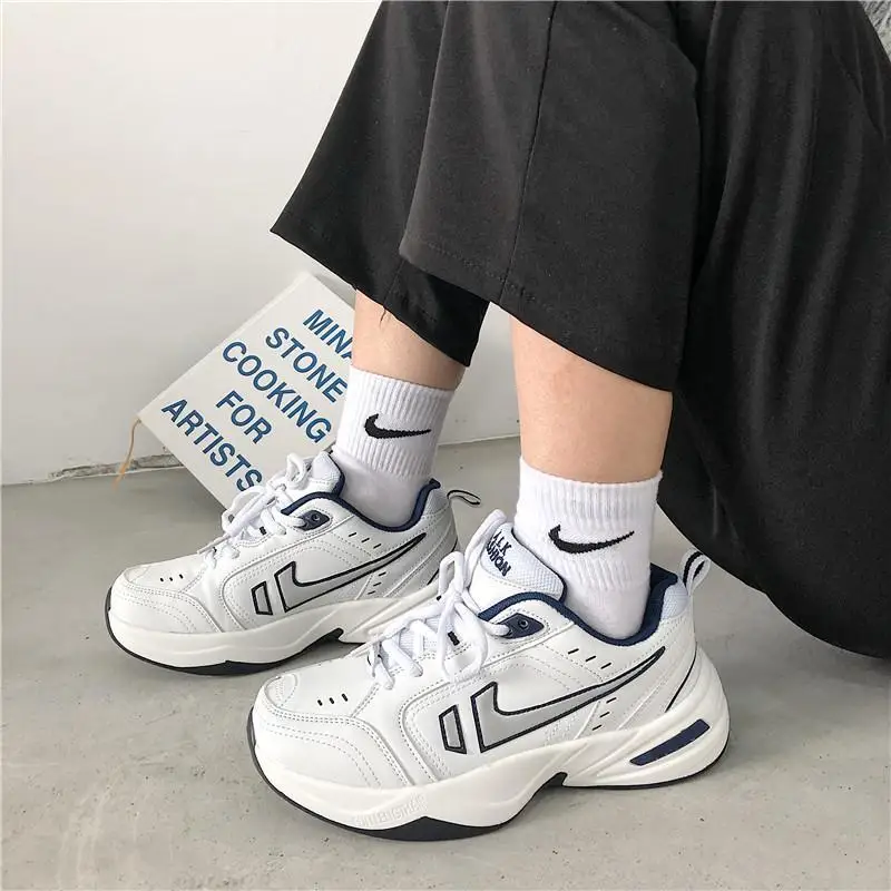 

2022 модная женская Повседневная Уличная обувь на платформе, весенние спортивные кроссовки для студентов, повседневная одежда, кроссовки для...