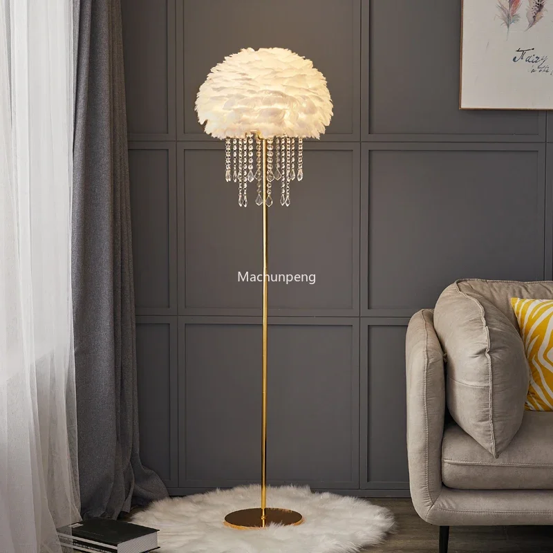 

Crystal Luxury Floor Lamp Italian Lights Feather Night Standing Lamp Living Room Aesthetic Lampara De Pie Home Decorations