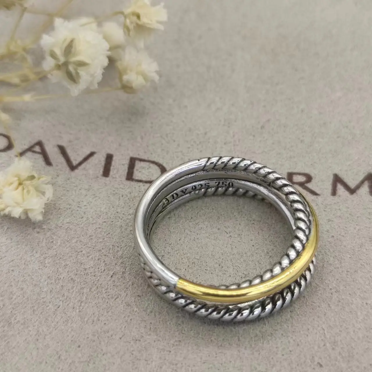 

May High Quality DY Wholesale Twisted Wire Silver Plated Two-Tone Ring Gifts For Men And Women