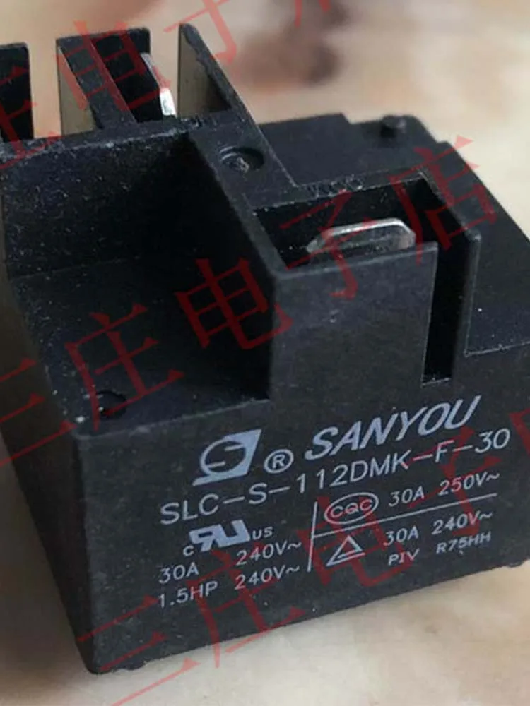 

1 PCS 12V Relay SLC-S-112DMK-F-30 12VDC 4Pins
