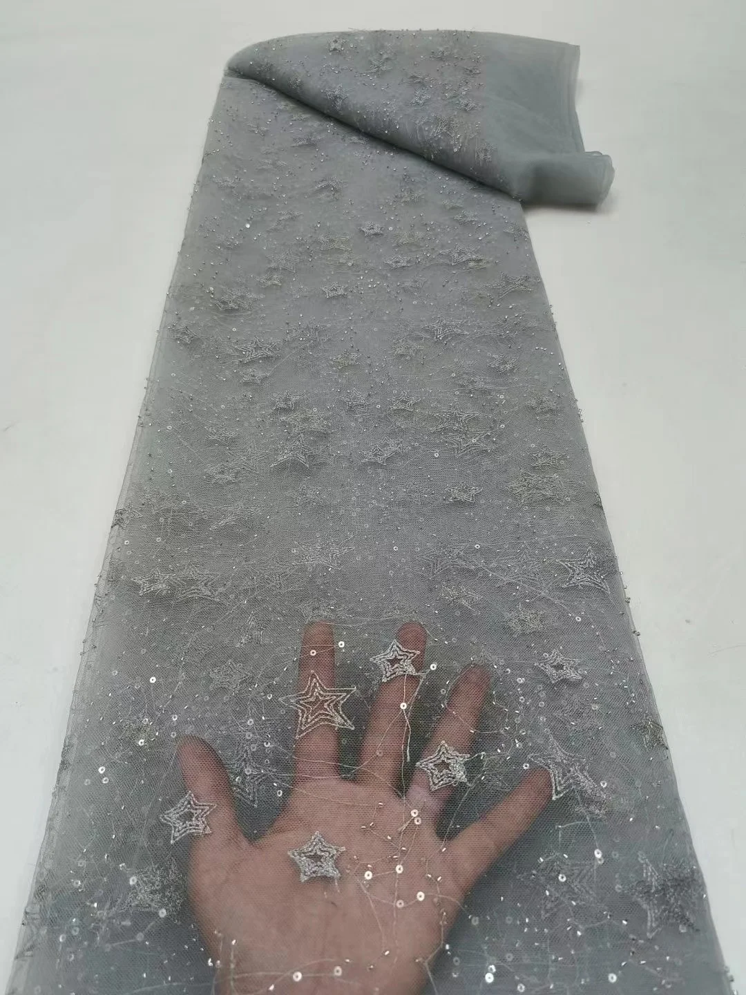 

Latest African Net Lace Fabric High Quality Grey color Heavy Sequines French Mesh Lace Fabric Organza Lace For Wedding Dress Sew