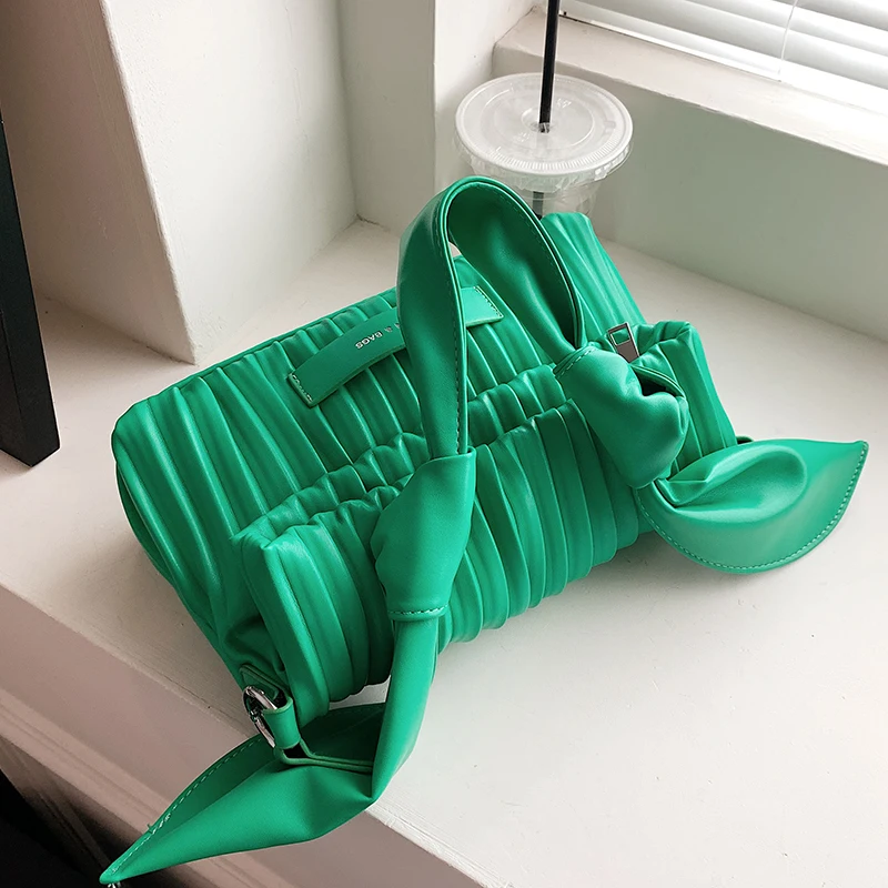 

Простая брендовая дизайнерская акриловая вечерняя сумка, кошельки, сумка через плечо для женщин, новинка 2022, модная сумка-мессенджер высоко...