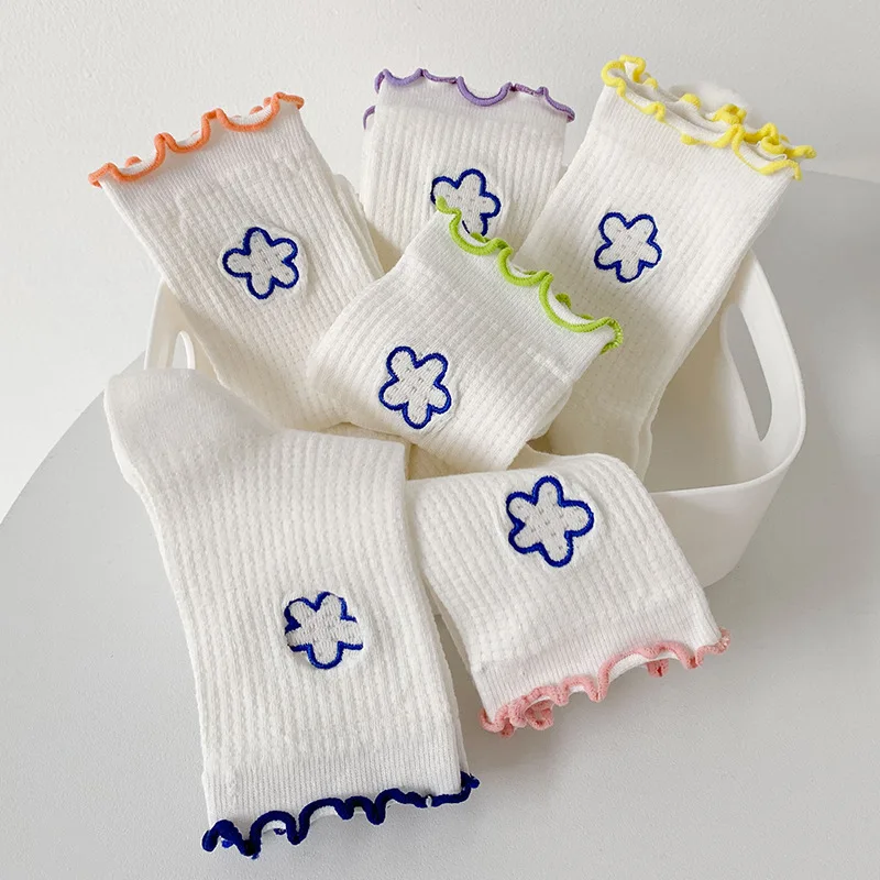 

Japanese Harajuku Solid Color Wavy Net Socks Spring Autumn Casual Cute Thin Japanese Color Edge Student Long Socks Lady Gift