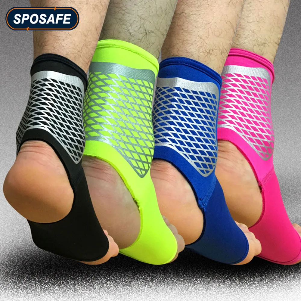 Sports Compression Ankle Brace Elastic and Comfortable Ankle Support Pain Relief for Sprains Strains Arthritis & Torn Tendons