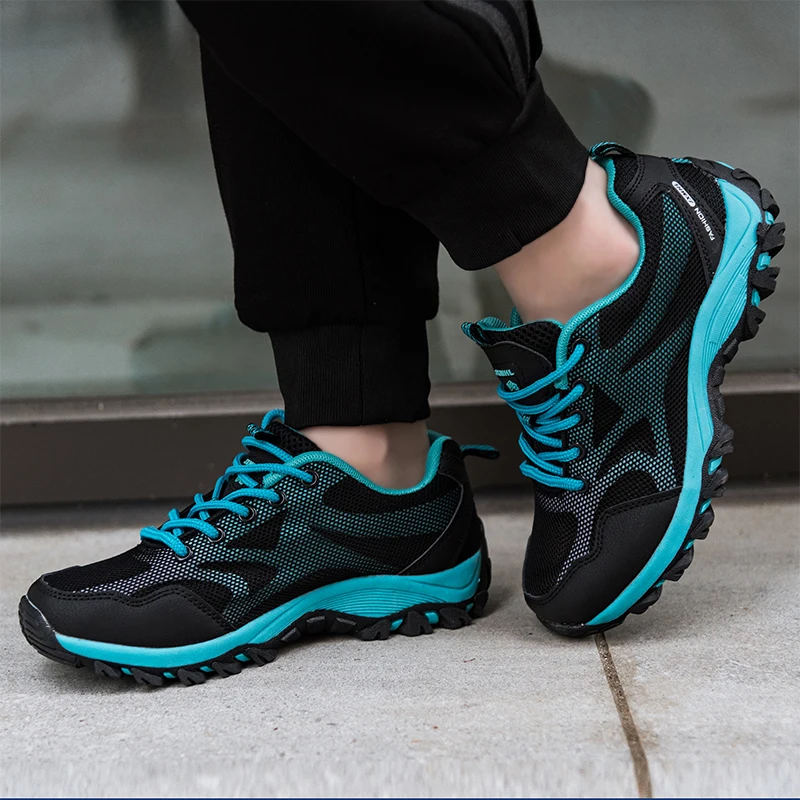 Men Breathable Sneakers New Fashion Shoes for Women Climbing Hiking Shoes Outdoor Sports Sneakers