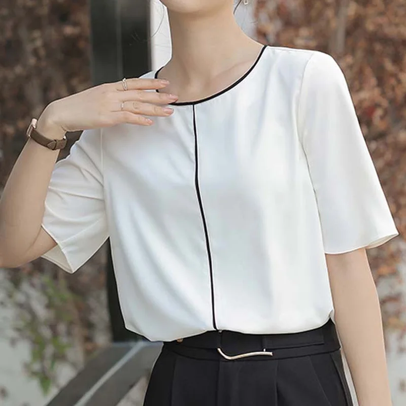 

Женская шифоновая блузка с коротким рукавом и круглым вырезом