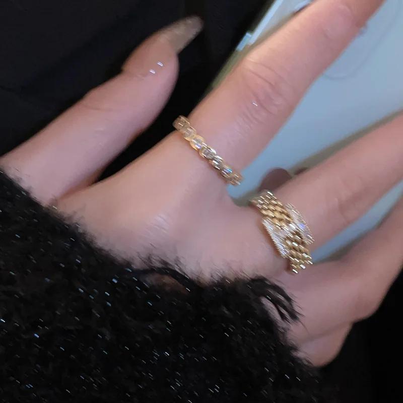 

Роскошное циркониевое кольцо с подвеской с надписью RACHELZ, элегантное золотистое кольцо с блестящими кристаллами в клетку, женское свадебное Ювелирное Украшение