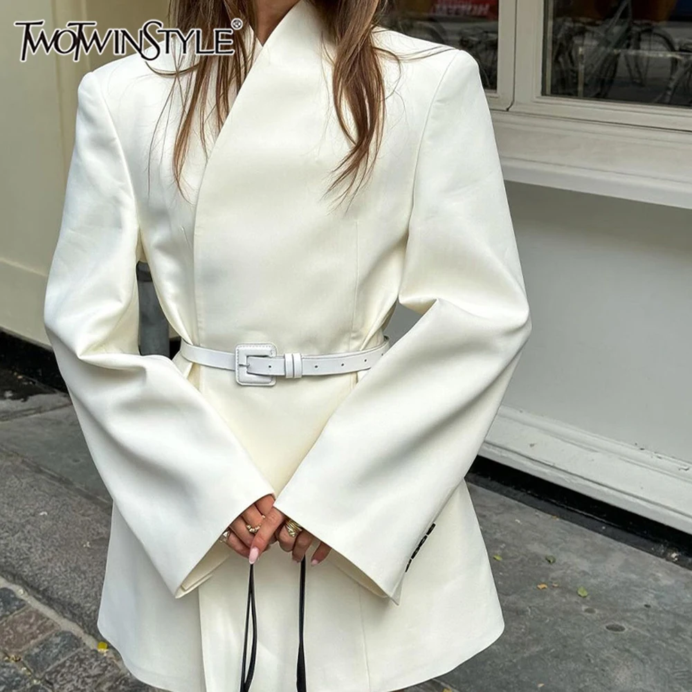 TWOTWINSTYLE однотонный темпераментный пиджак для женщин с лацканами и длинными