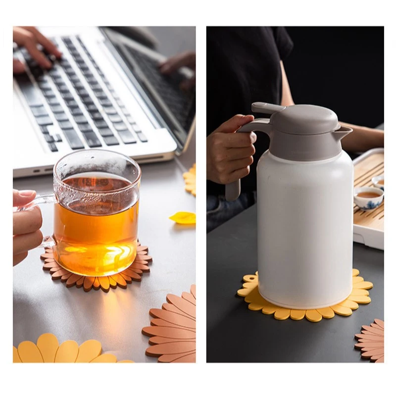 

Sunflower Non-slip Silicone Mat Heat Insulation Pot Mat Coffee Drink Coaster Kitchen Decoration Supplies Home Office Desk Mat