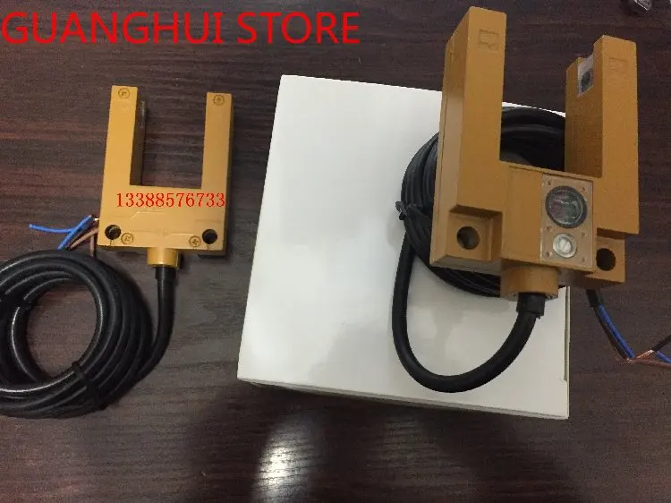 

Slot Photoelectric Switch DC Three-wire PNP Normally Open E3S-GS3B4 Metal Shell