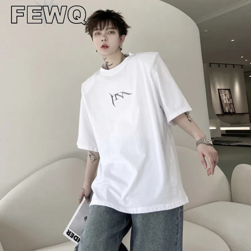

FEWQ 2023 Summer Fashion Men Letter Printing T-shirt Niche Design New Trend Removable Shoulder Pad Male Short Sleeve Top 9A7899