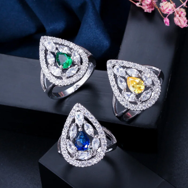 

ThreeGraces 3 Color Options Elegant Shiny Yellow Royal Blue Green Zirconia Stone Fashion Party Ring for Women Jewelry RG043