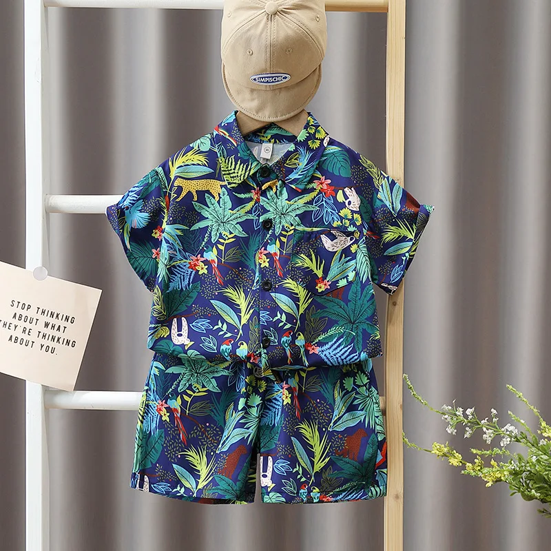 

Костюм для мальчиков 2-10 лет, с принтом листьев и шортами