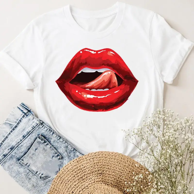 

Short Sleeve Ladies Lip Watercolor Make Up Female Tee Women T-shirts Fashion Casual Clothing Summer Graphic Tshirt Clothes