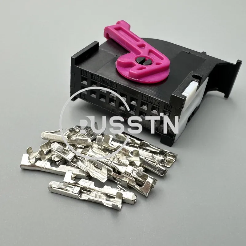 

Автомобильный блок управления электронной сигаретой, 18 контактов, 1-1355154-1 5Q0 972 718A 5Q0972718A для гольфа Lamando, 1 комплект