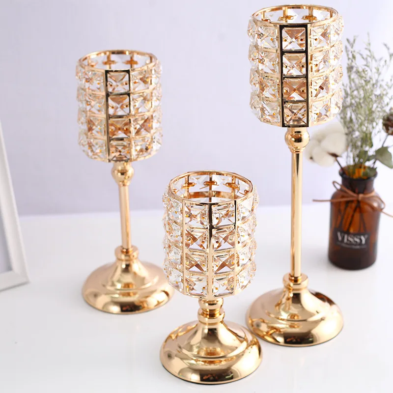 

1/3pcs Nordic Exquisite Candlestick Ornaments Gold Crystal Candle Stand Table Candle Holder for Home Desktop Wedding Decor Gifts