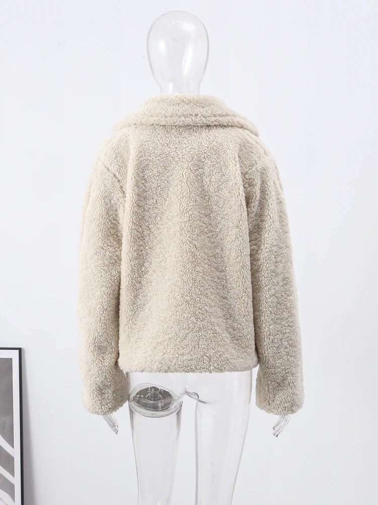 Женское флисовое пальто с отложным воротником длинным рукавом и карманами