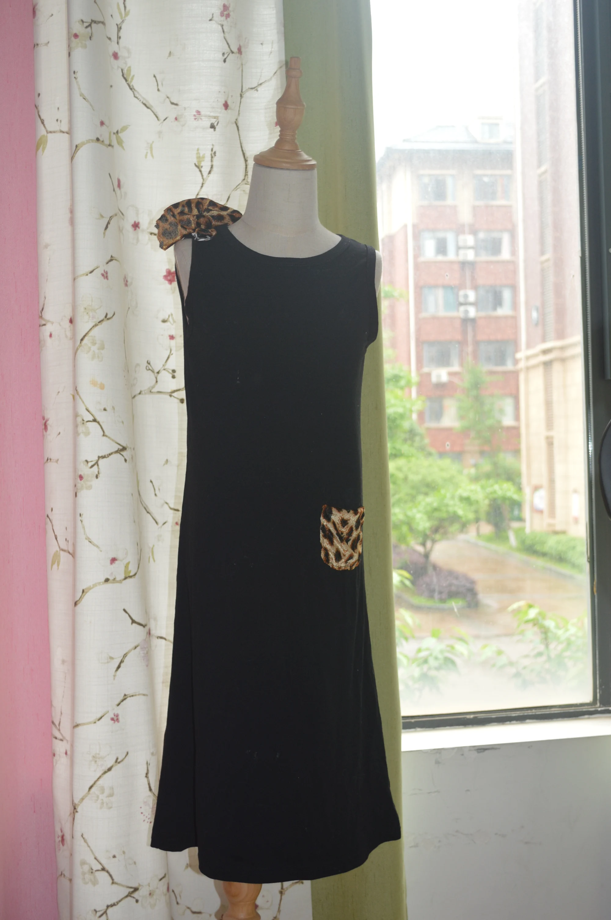 

Ночная рубашка с длинным рукавом для девушек, одежда с леопардовым сердечком, летнее и весеннее платье макси, повседневные женские платья и...