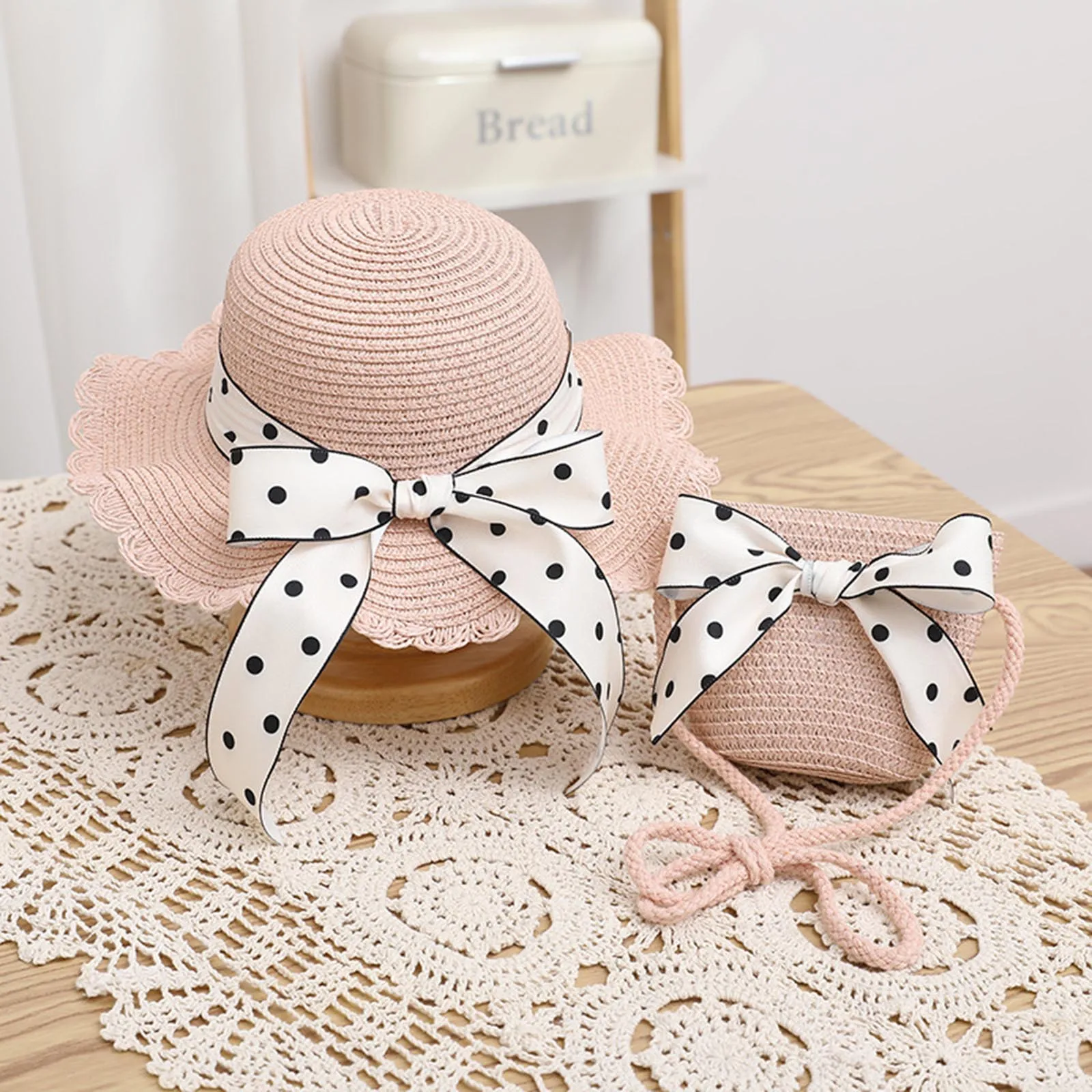 

BeQeuewll Kids Girl Bowler Straw Hat Wide Brim Bowknot Beach Sun Caps and Crossbody Bag for Toddler Fall Seaside Travel Outdoor