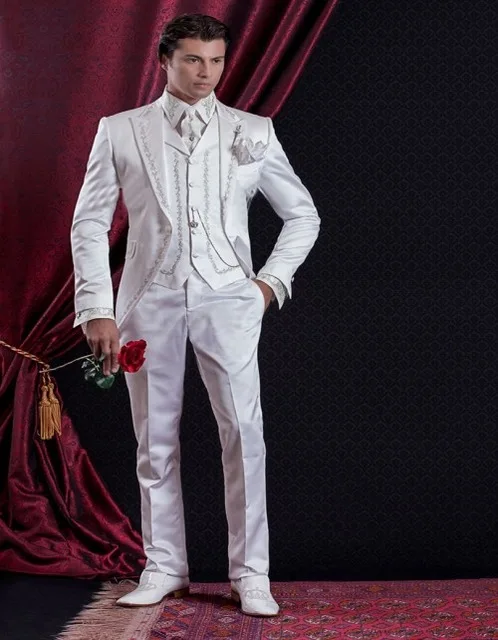 

2022 Embroidery Groomsmen Tuxedos (Jacket+Pants+Vest) White Groom Wedding Men Suit Set Prom Mens Suits Blazers Terno Masculino