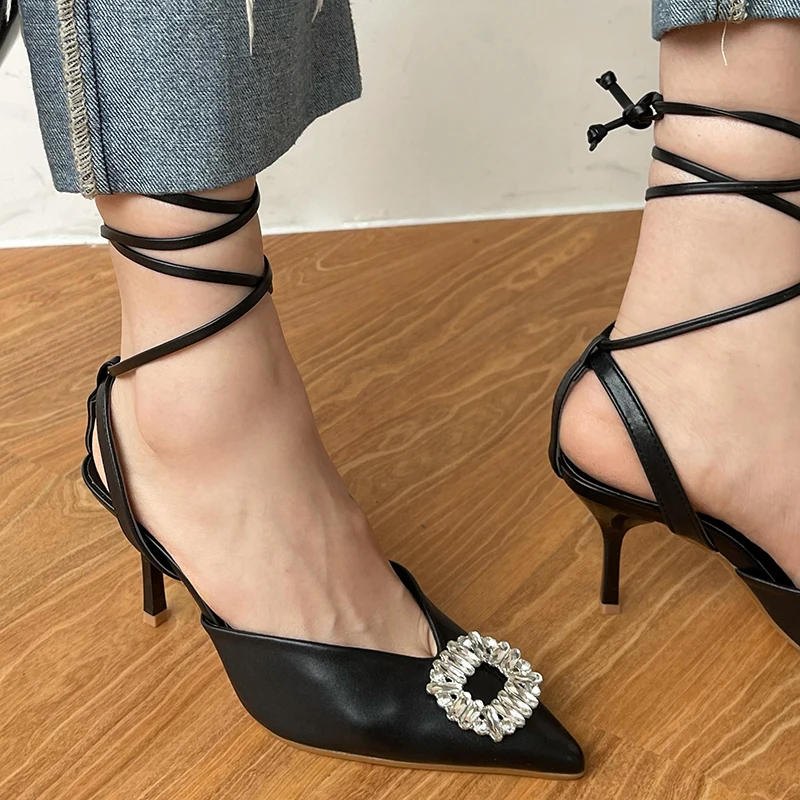 

Cross-tied Woman Sandal Rhinestones Casual Outdoor Female High Heels Sandals Pointed Toe Crystal Shallow Ladies Pumps Shoes