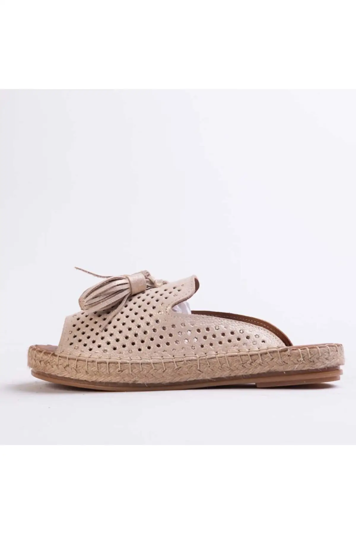 

Women's Beige Espadril Slippers