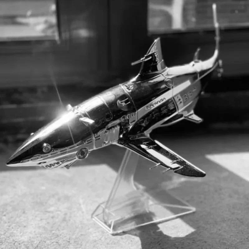 Ornamenti per la casa Фигурка Future Science Technology meccanico Shark Fashion scultura decorativa Modern Art Festival Подарки