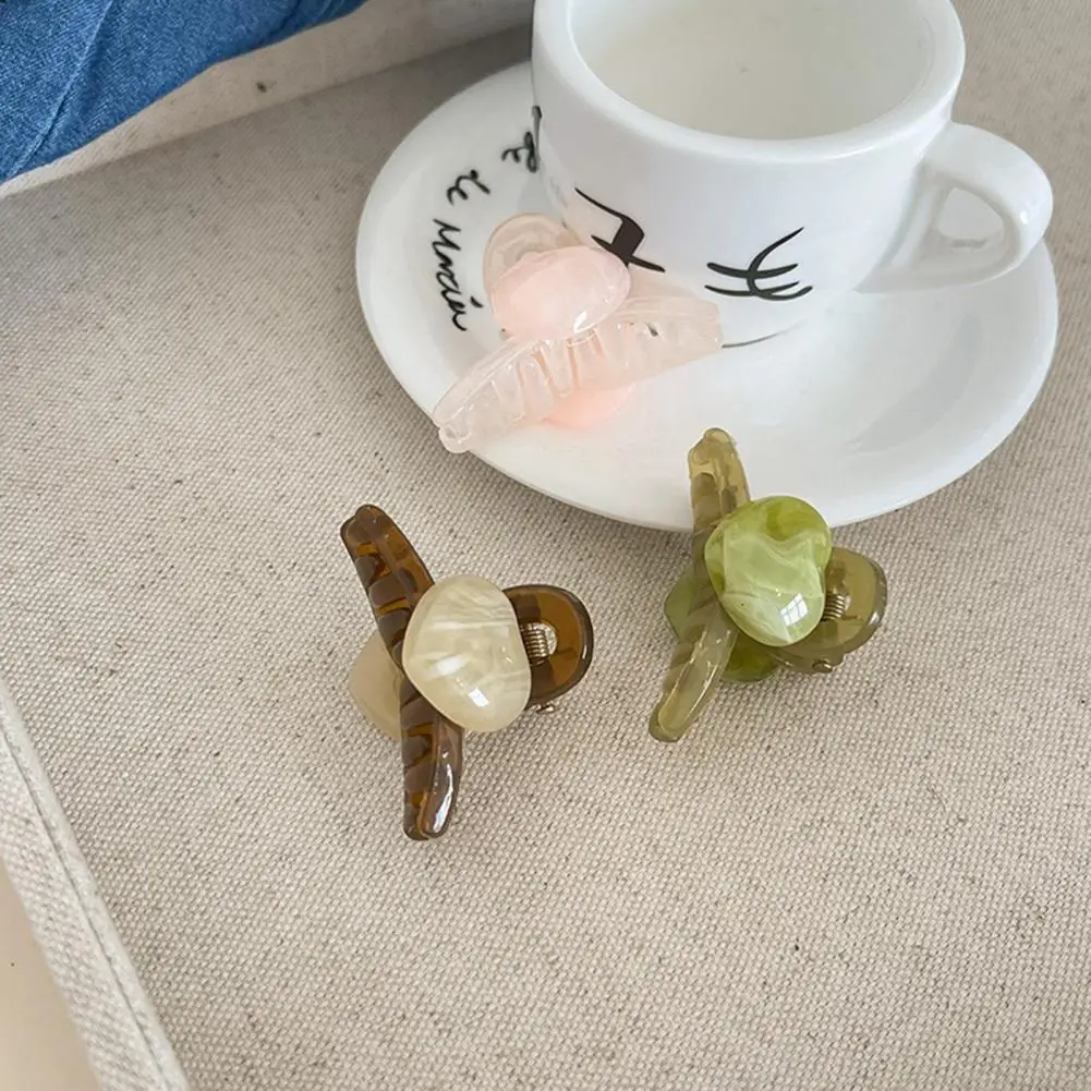 

Crossing Teeth Non-Slip Elegant Side Bangs Hairpin Stone Texture Heart Decor Small Hair Claw Hair Accessories