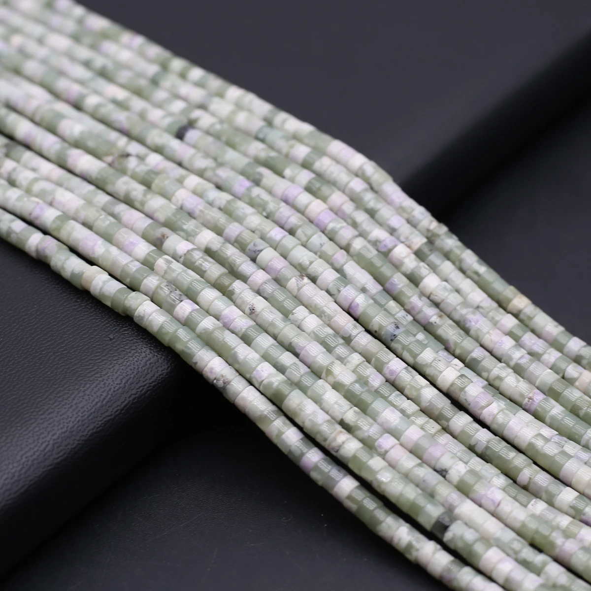 

Natural Crystal Stone Beads Oblate Shape Jadeite Jade Stone Accessories Charms for Jewelry Making Necklace Bracelet DIY Gift