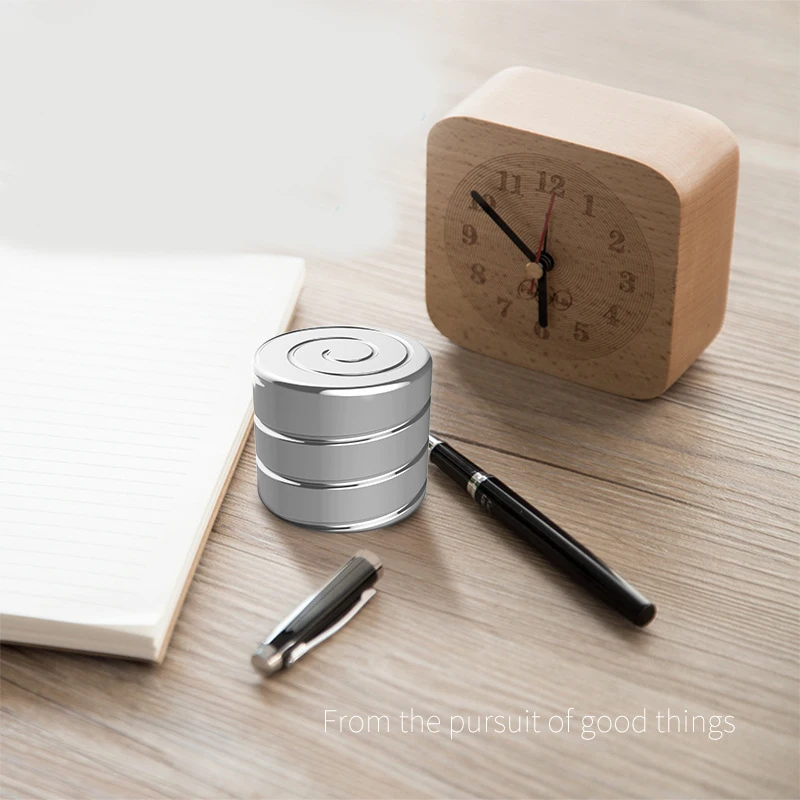 

Настольная игрушка для декомпрессии, вращающийся цилиндрический гироскоп, офисные настольные игрушки, игрушки для пальцев для детей и взро...