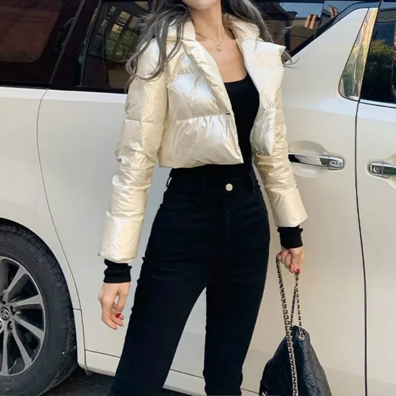 Рисунок 2 - Женская парка с капюшоном