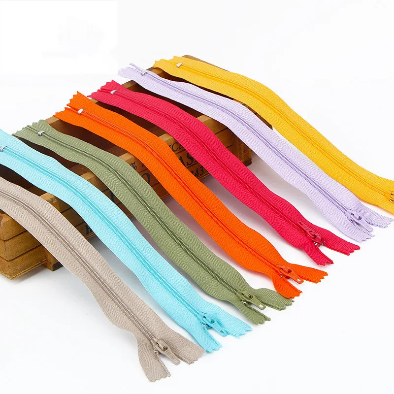 Молнии нейлоновые для шитья 20*2 5 см 33 цвета шт. |