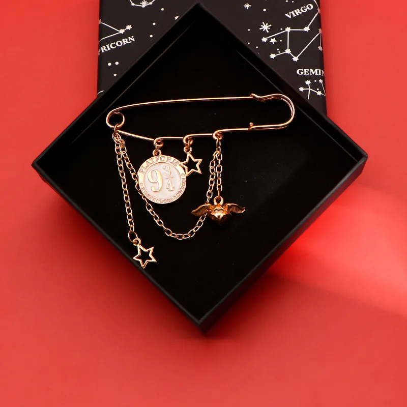 

Cartoon Kawaii School of Magic Harries Perimeter Brooch Accessory Hermione Potters Alloy Badge Suit Clothes Anti-slip Pin Match