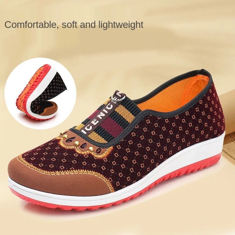 New Style Old Beijing Cloth Shoes Women's Soft Non-Slip Middle-Gged Leisure Flat Bottom Mom Shoes Female