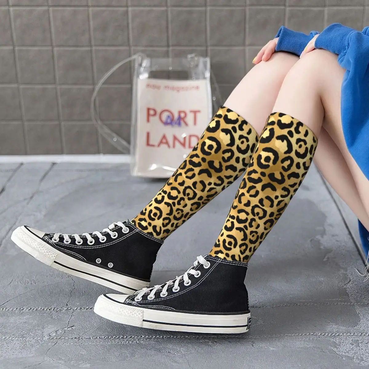 

Black Gold Leopard Print Socks Cheetah Animal Comfortable Indoor Mid Stockings Large Chemical Fiber Teen Funky Socks