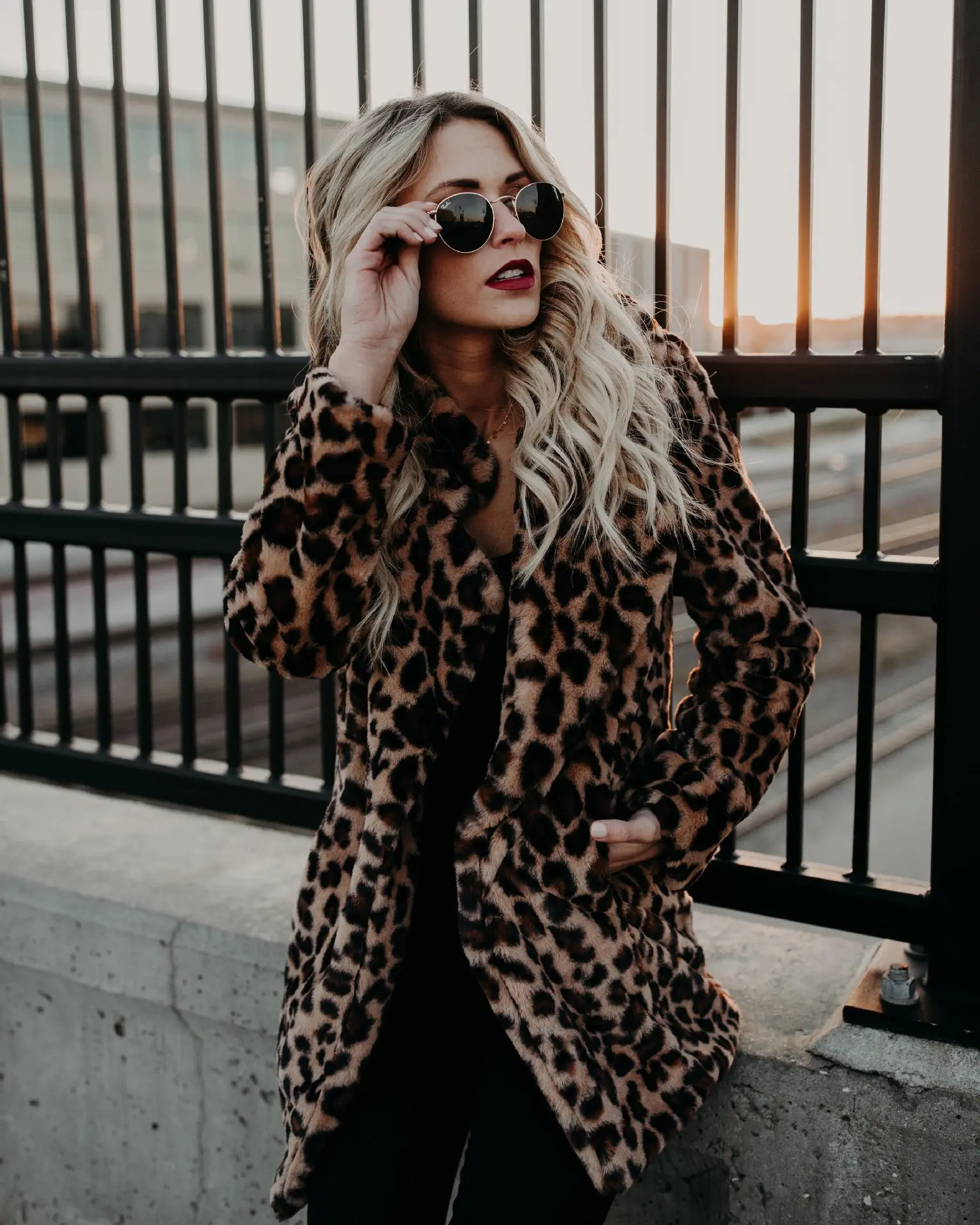 Fashionable Leopard Print Imitation Fur Coat Jackets for Women Long Sleeved Zipper Long Sleeve Women Jacket