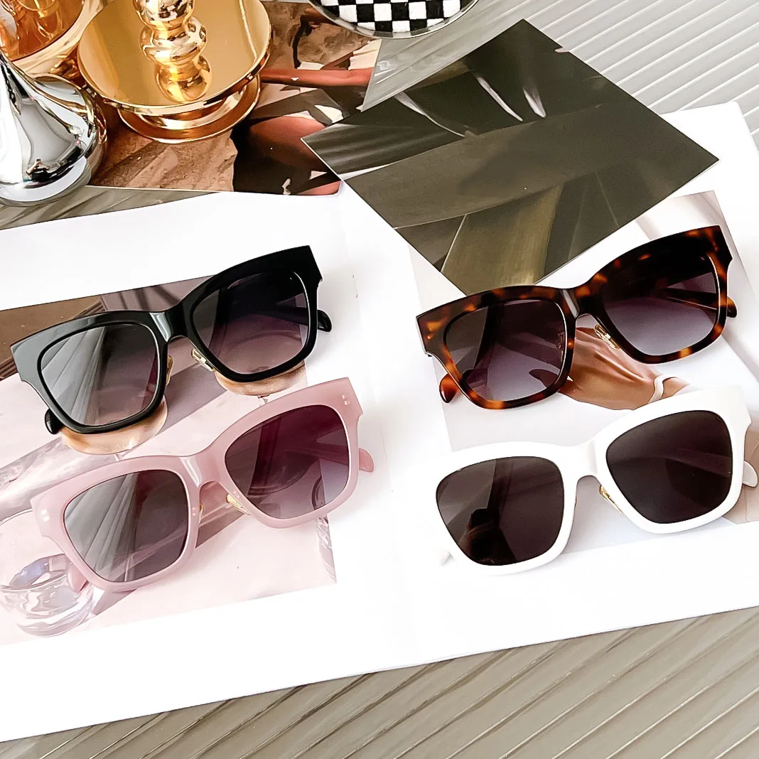 

Classic Vintage Fashion CL Sunglasses Men Women Luxury Brand Designer Sun Glasses High Quality Driving Outdoor 40223 UV400