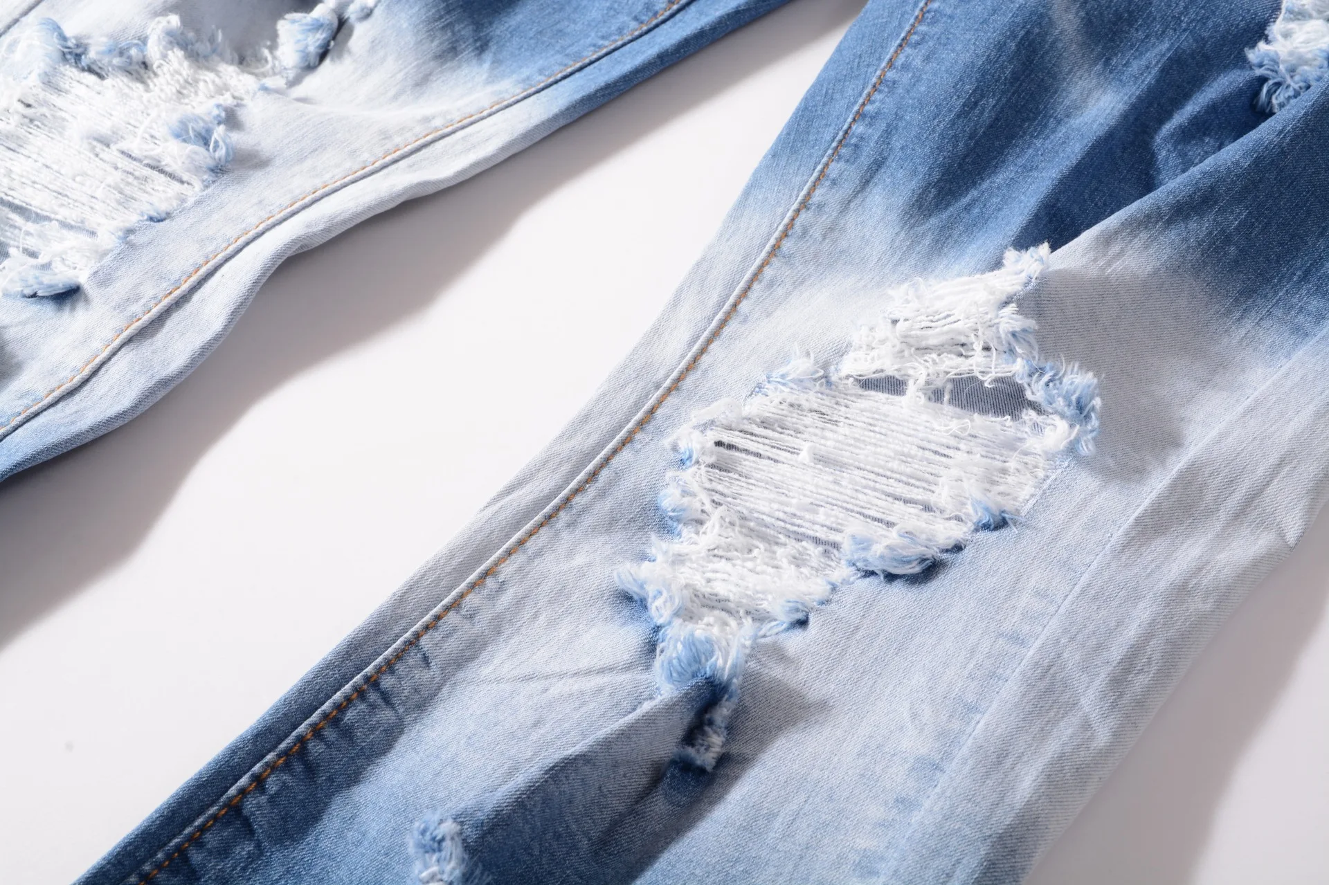 High Street Ripped Jeans Men Fashion Light Blue Knee Hole High Elastic Denim Trousers Destroyed Retro Slim Jeans for Men