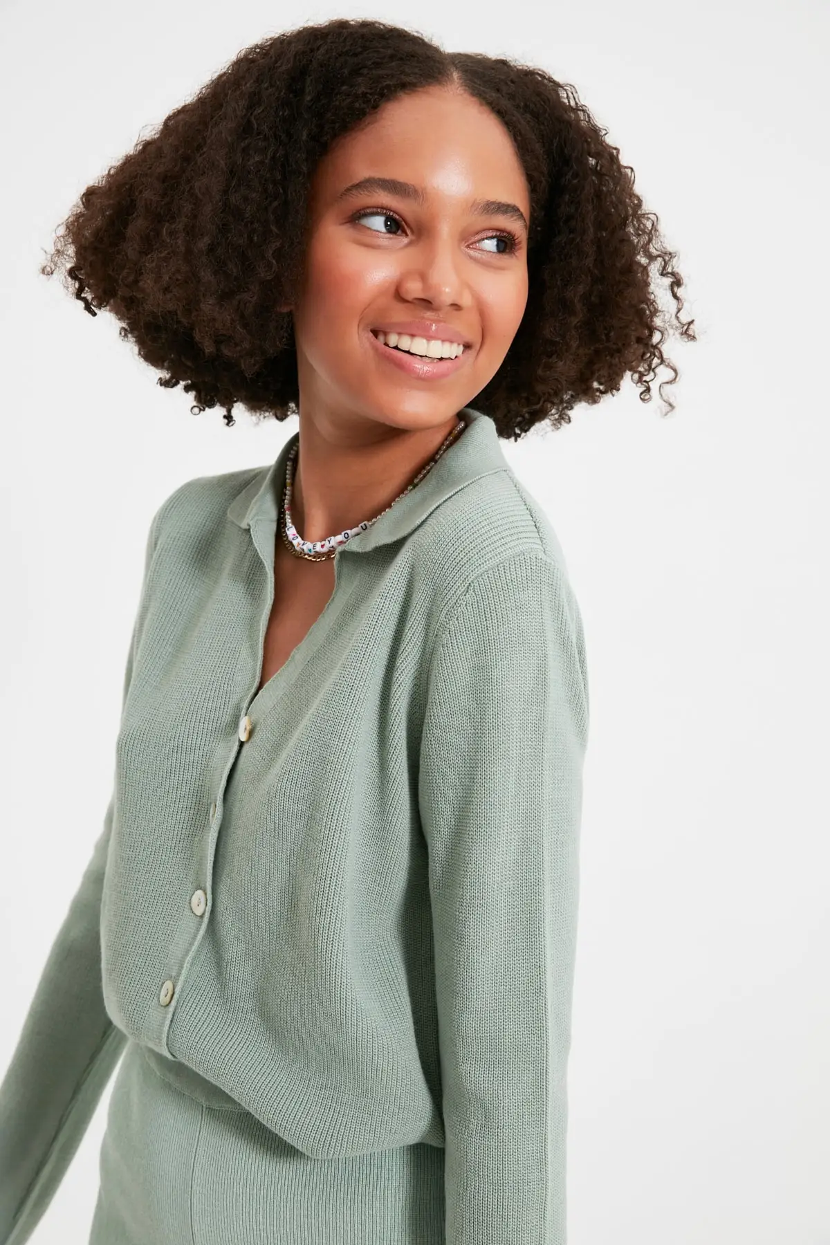

Trendyol Polo Collar Knitwear Cardigan TWOAW22HI0402