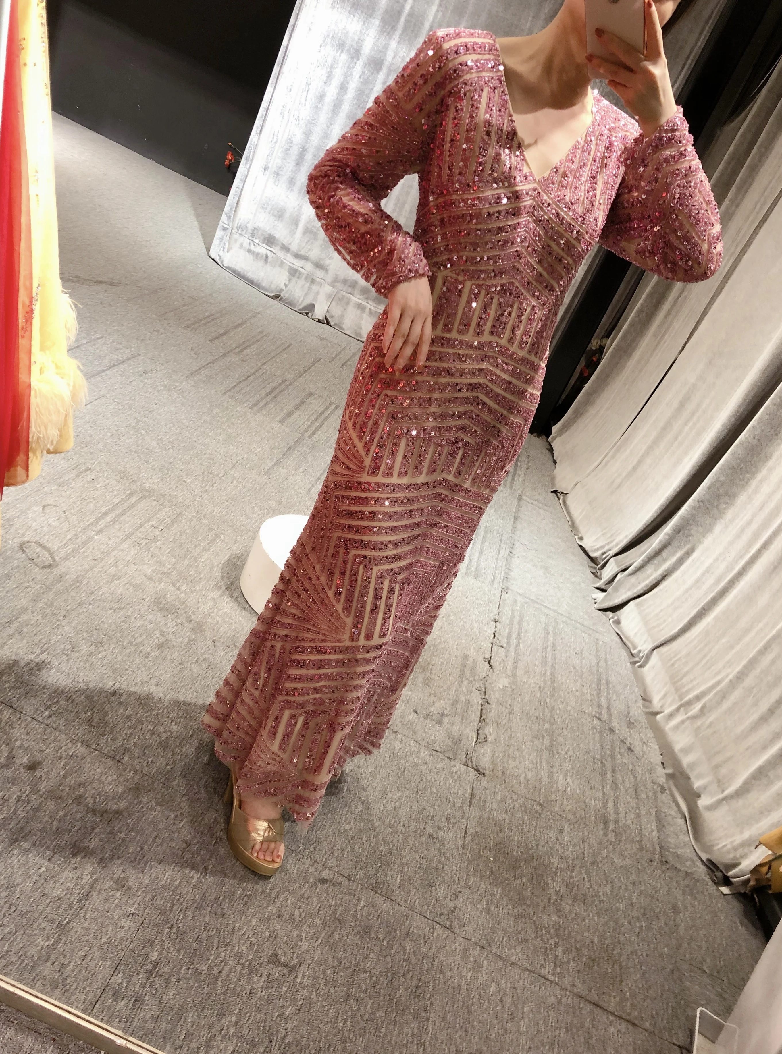 Рисунок 4 - Женское вечернее платье до щиколотки