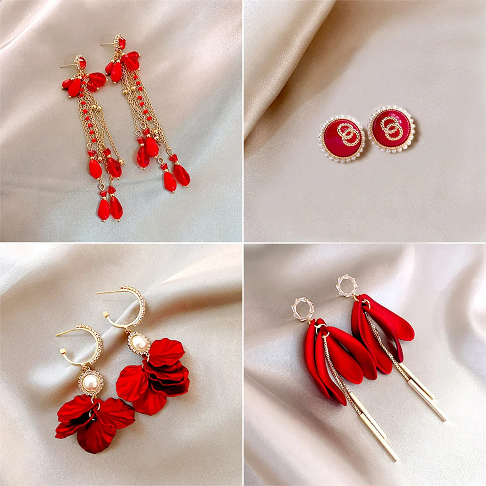 

Modern Women's Silver Needle Fashion Classic Red Tassels Ladies Earrings Autumn And Winter Design Personality Earrings Jewelry