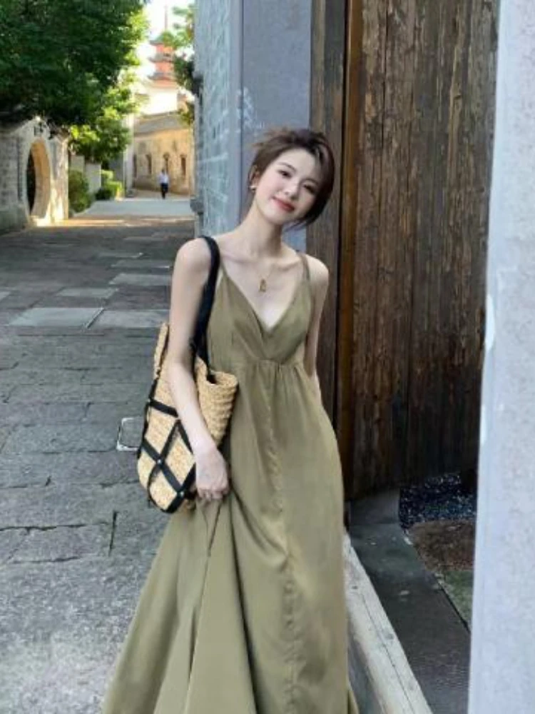 

Women Dress Summer New Green Sleeveless A-LINE V-Neck Backless Sling Long Dress Trendy Elegant Solid Maxi Dress for Women Beach