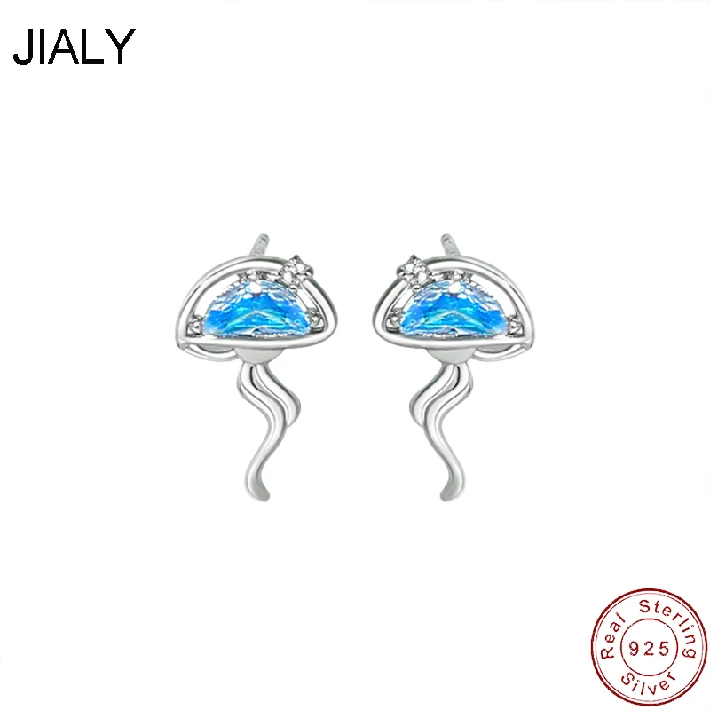 

Женские серьги-гвоздики из серебра 925 пробы в виде Медузы